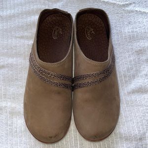 Chaco Harper Slide hiking shoe 8.5